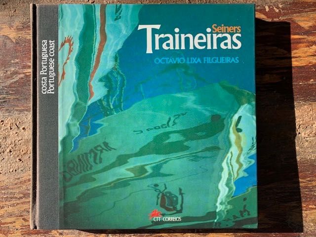 Livro CTT "Traineiras" com selos