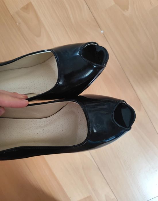 Buty szpilki czółenka odkryte palce noir