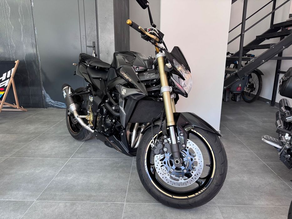 Suzuki