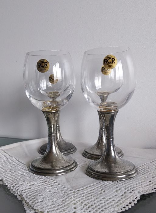 Conjunto de 4 copos cristal Royal Crystal Rock, com pé em estanho