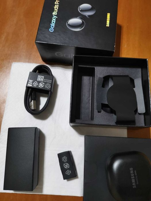 Samsung Galaxy Buds Pro Black - pouco uso, fatura e garantia