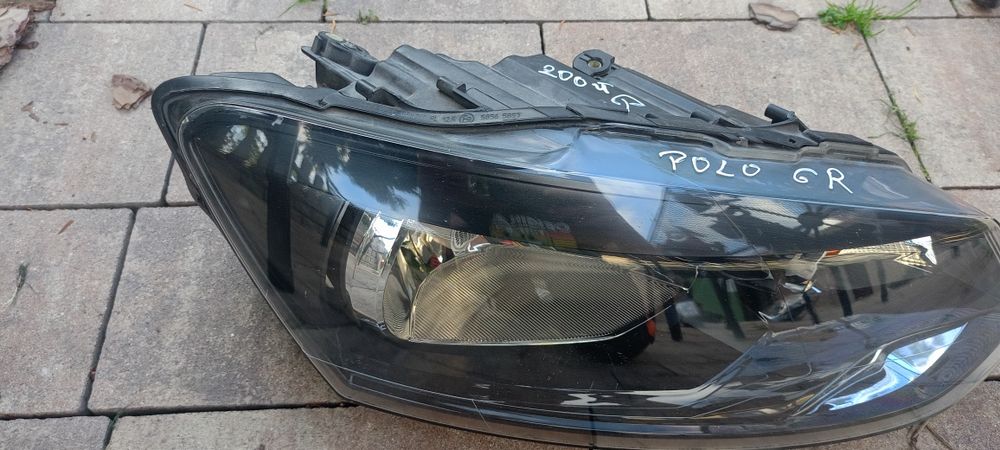 Lampa prawy przód VW Polo 6r