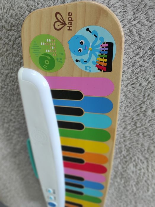 Piano de criança em madeira muito divertido