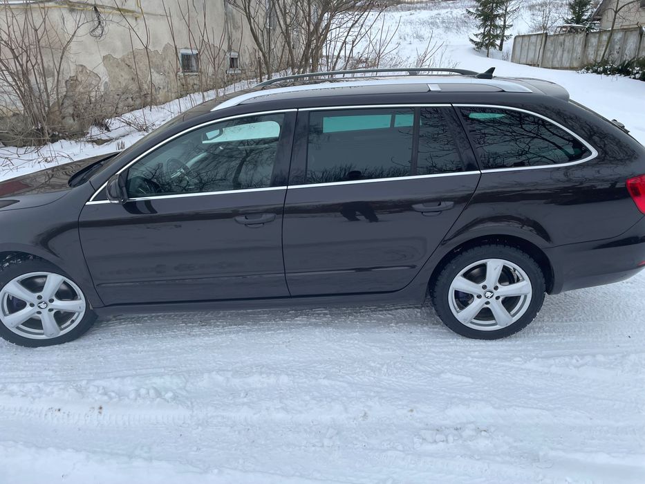 Шкода супер б 2012року