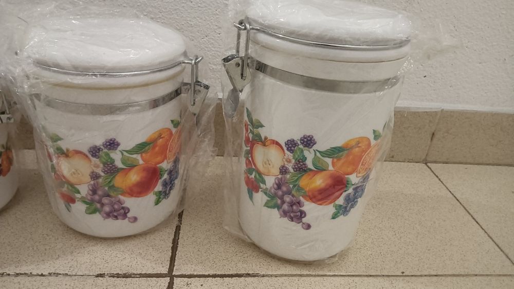 Airtight Jars64585867198209122