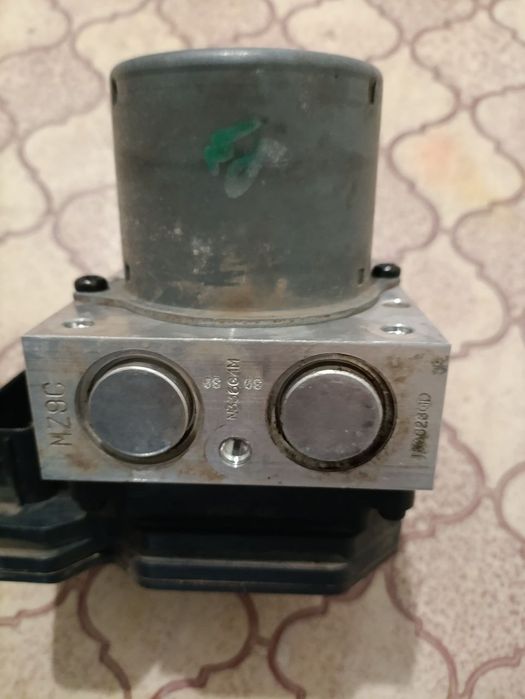 Верхний блок ABS Hyundai Sonata Hybrid 2013