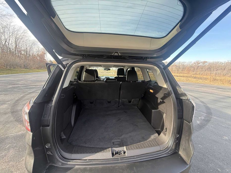 Ford Escape Titanium      2017