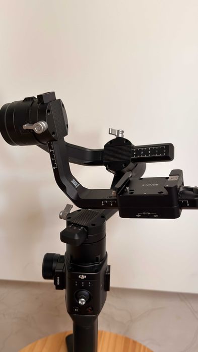 DJI Ronin-S + Focus Wheel + walizka + akcesoria | bardzo dobry stan