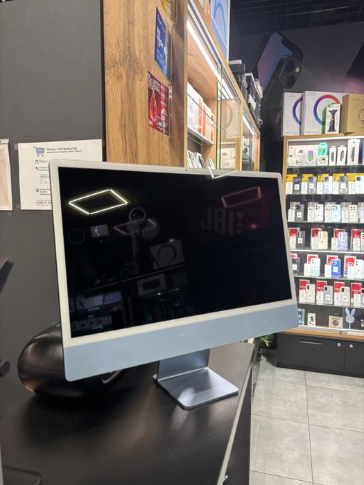Apple iMac 24” M1 with Retina 4.5k 8/256Gb