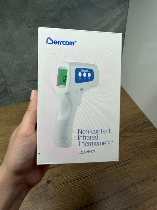 Termometr bezdotykowy