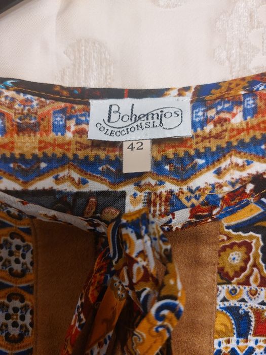 Blusa de manga comprida tipo camurça
