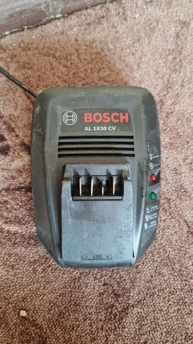 szybka ładowarka sieciowa Bosch AL 1830 CV