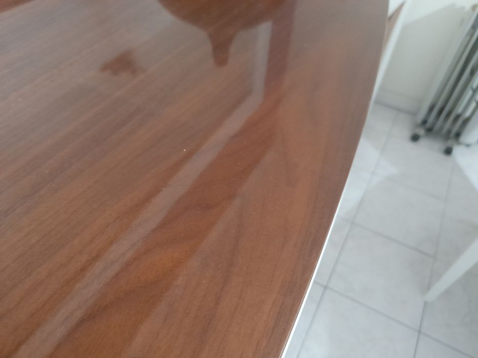Aparador com 2,30x1,00x 0,60 cm