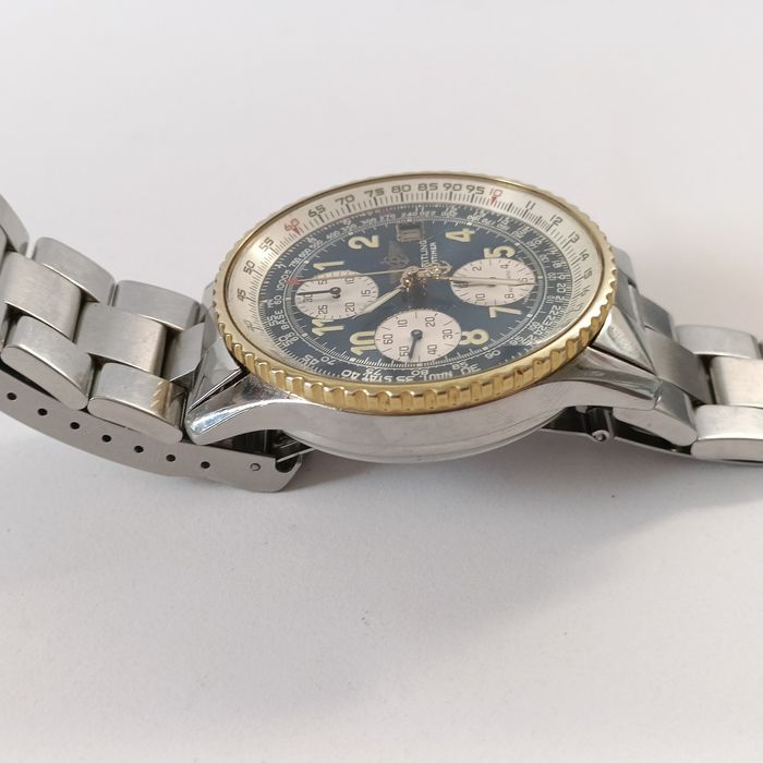 Breitling Old Navitimer

の

Two Tone Old Colectors EDITION
