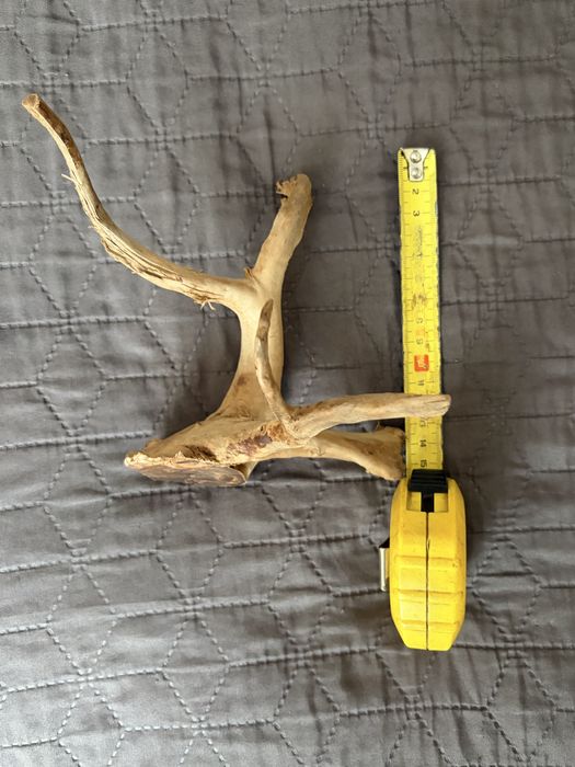 Ozdoby do akwarium, kamienie i korzenie