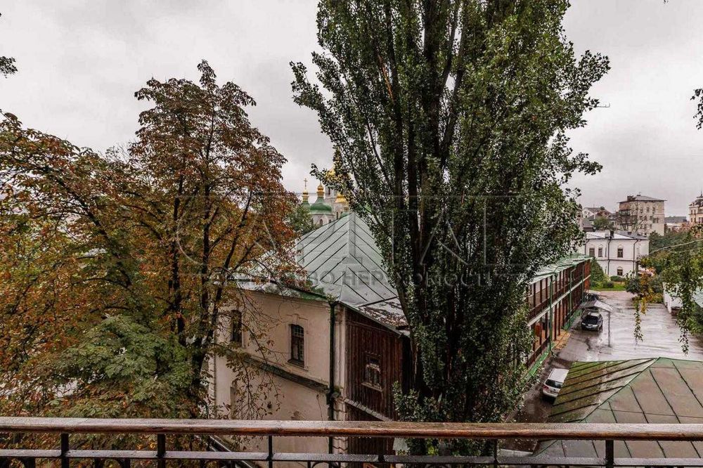 Продаж квартири,  вул. Стрілецька, Центр, Золоті Ворота