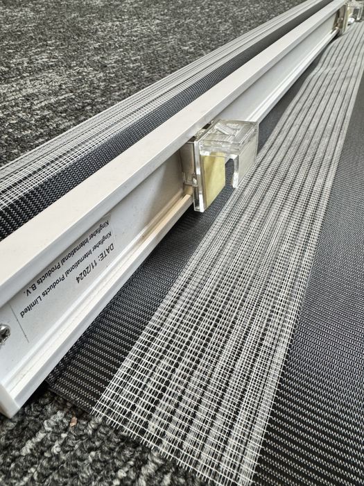 Roleta dzień noc na okno balkonowe 240x75 GoodHome Elin