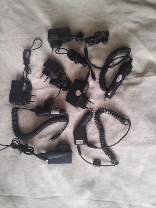 Зарядные устройства.