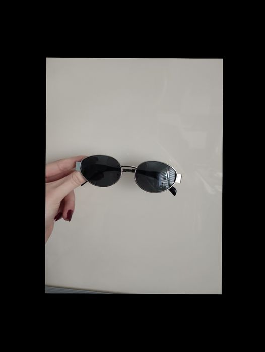 Czarno-srebrne okulary