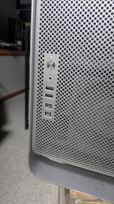 Apple Mac pro 3.1 А1186 8 ядер, 8ГБ,  системний блок, робоча станція