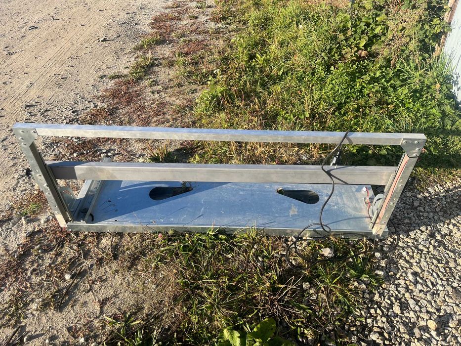 Gilotyna przecinarka do styropianu styroduru 132x25cm metalowa CNC 250W