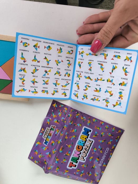 Puzzles tangram de madeira