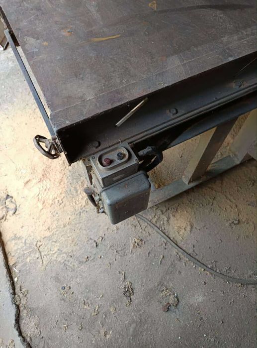 Maszyna wieloczynnościowa stolarska krajzega, heblarka, frezarka