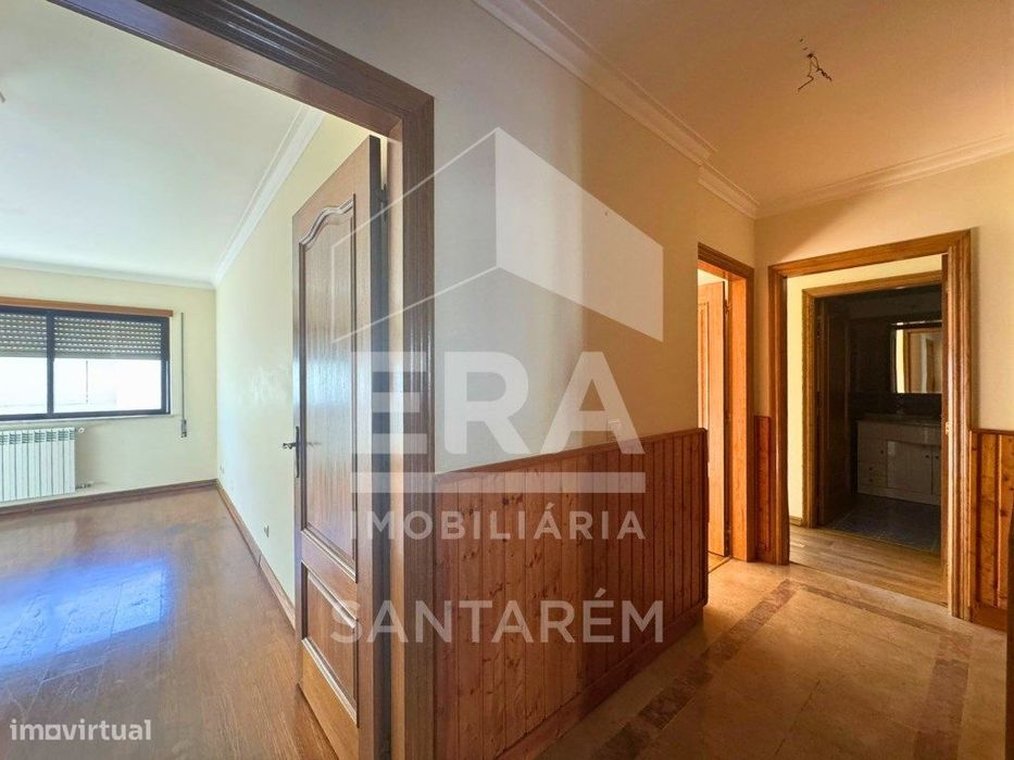 Apartamento T3 com varanda