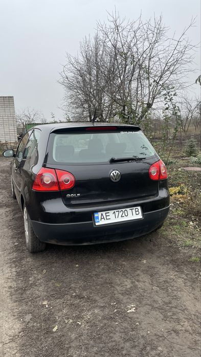 Продам Volkswagen Golf V 1.4 MPI