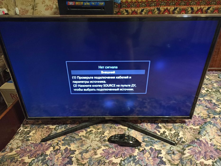 Продам телевизор Samsung UE32H6400 32"