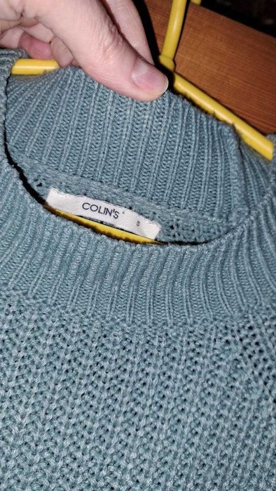 Светр весняний COLIN`S