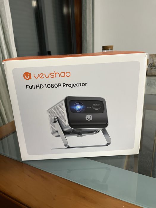 Projetor Full HD 1080P – Veushqo (do canal Marcus Tech – YouTube)