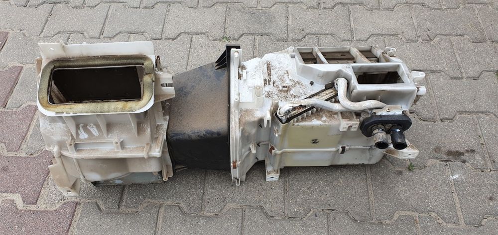 Suzuki Grand Vitara kompletna nagrzewnica 98-03