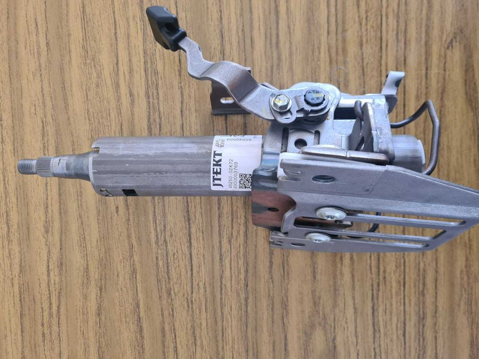 Coluna direção Toyota Auris E18