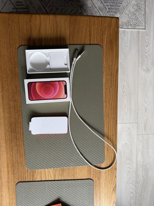 IPhone 12 mini 256 GB RED – stan idealny, nieużywany