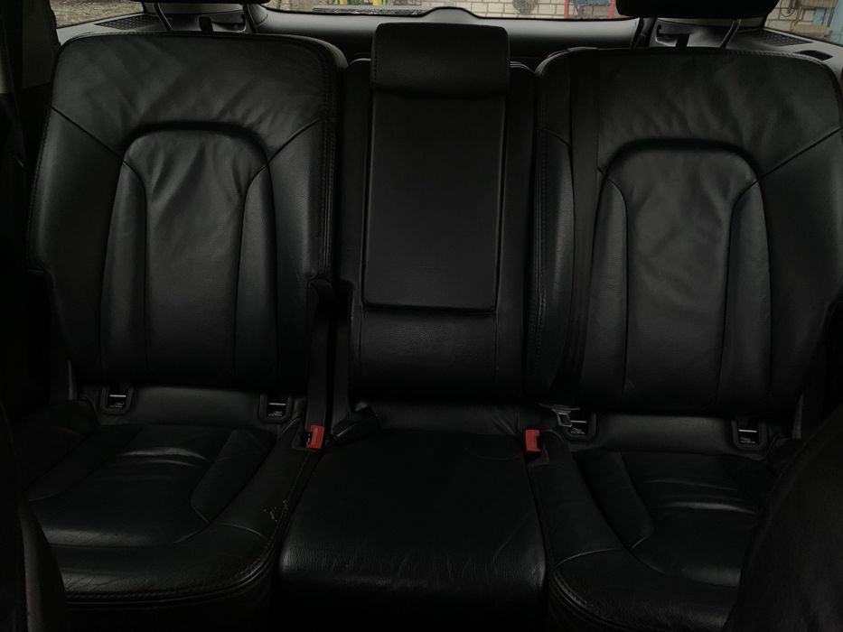 Продам Audi q7 3.0 tdi