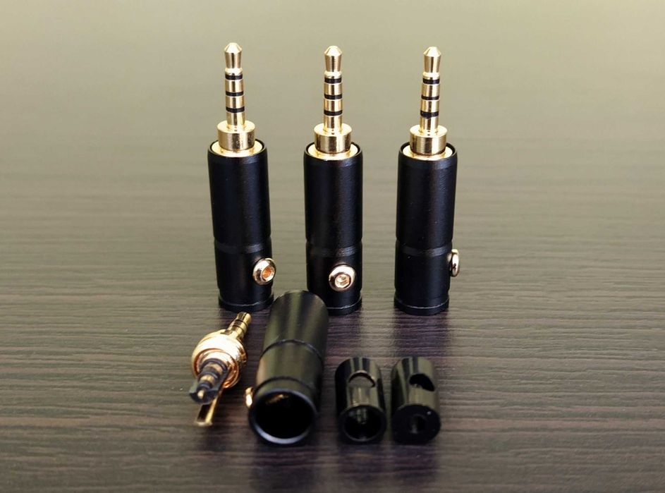 wtyk micro jack (2,5mm) 4 PIN Valab black