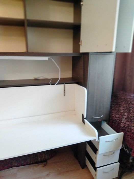 Продам стол-кровать трансформер