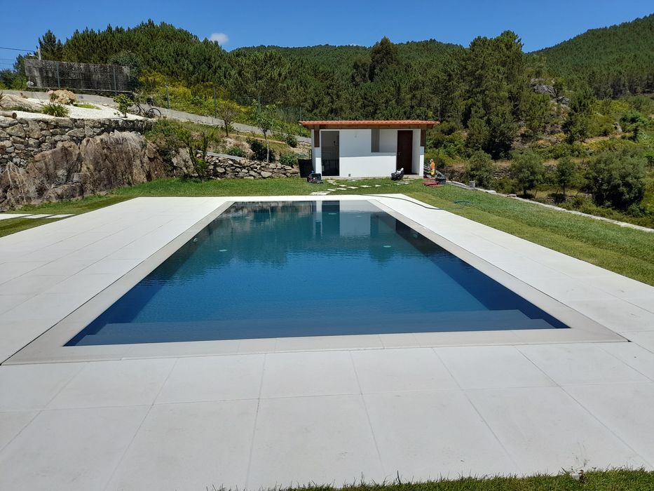 Tela armada para piscinas