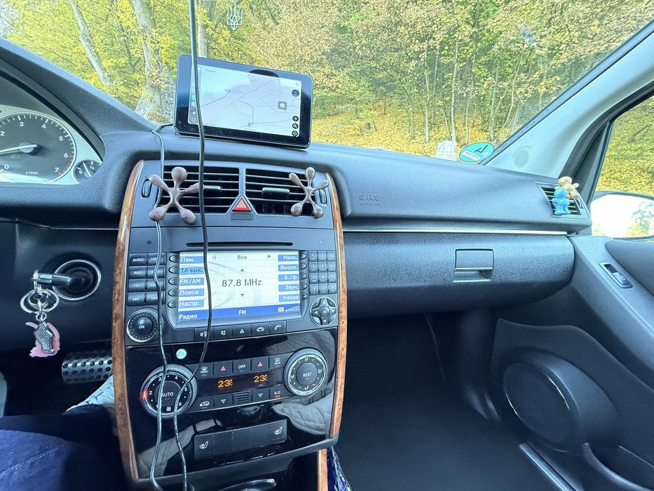 Mercedes Benz B200 turbo