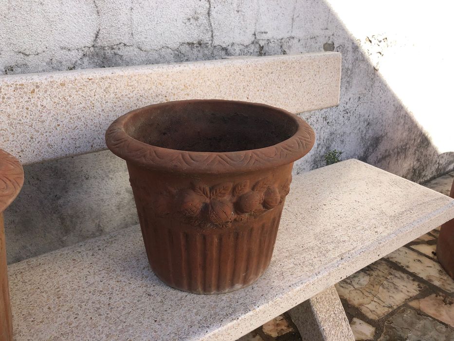 Vasos rústicos pequenos