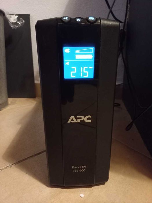 Back-UPS Pro 900 Economizadora de Energia da APC - Baterias Novas