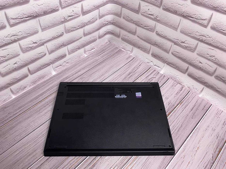 Lenovo ThinkPad E14 | I5-10210u | 8GB Ram | 1TB HDD+128GB SSD