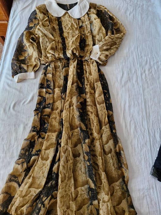 Віддам жіночі наряди