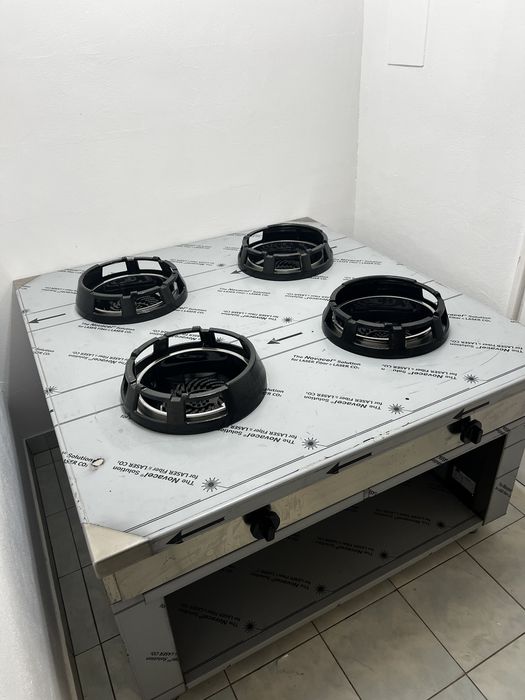 NOWA kuchnia gazowa na WOKI.  Wok gazowy poczwórny 56kW.