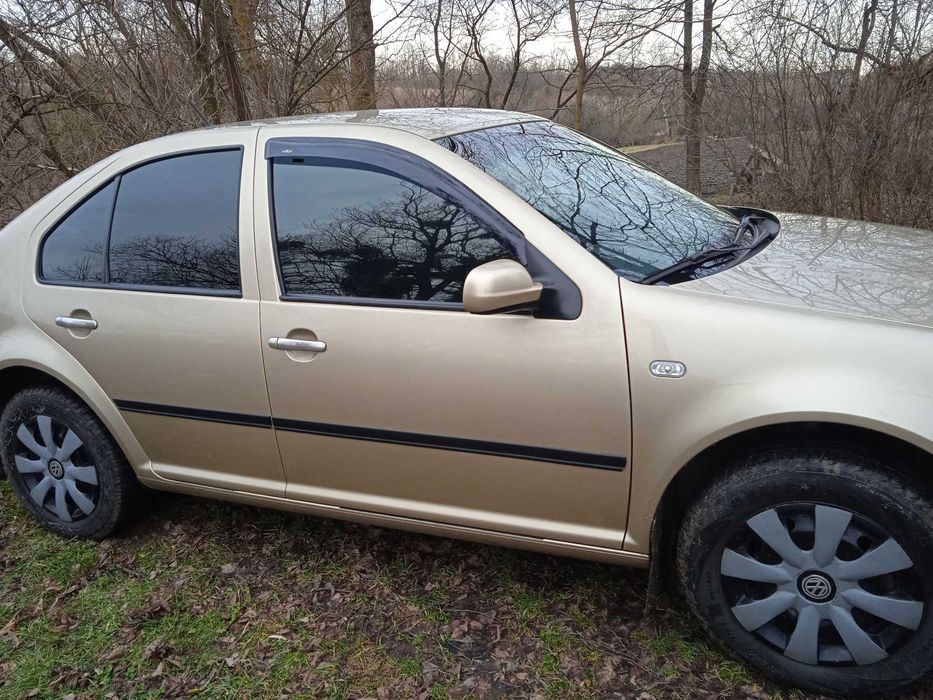 Volkswagen Bora Sedan