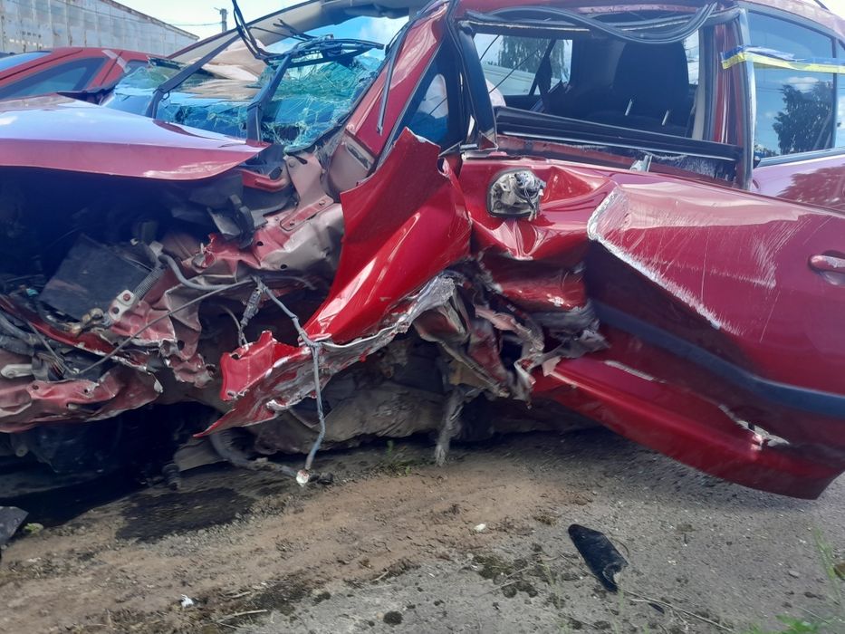 Nissan tiida 1.6 мотор після дтп