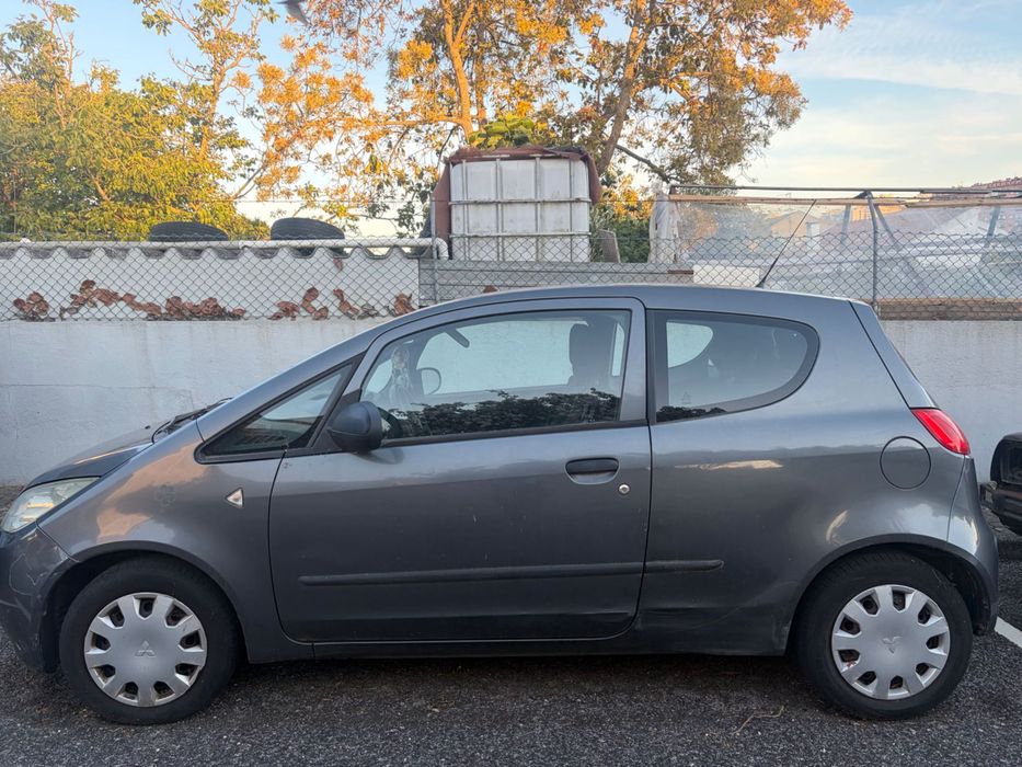 Mitsubishi Colt CZ3 2005 para peças
