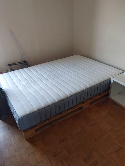 Cama Paletes + Colchão Valevag 140x200cm