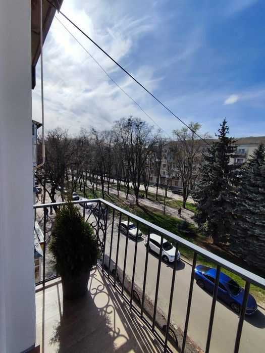 У продажу 2-кімнатна квартира в центрі Полтави! КОД: 16752